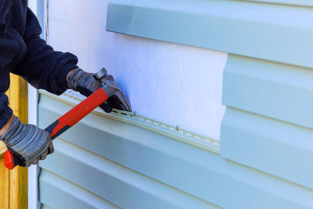Reliable Emergency Siding Repair contractor in Manitou Springs, CO by Squared Siding
